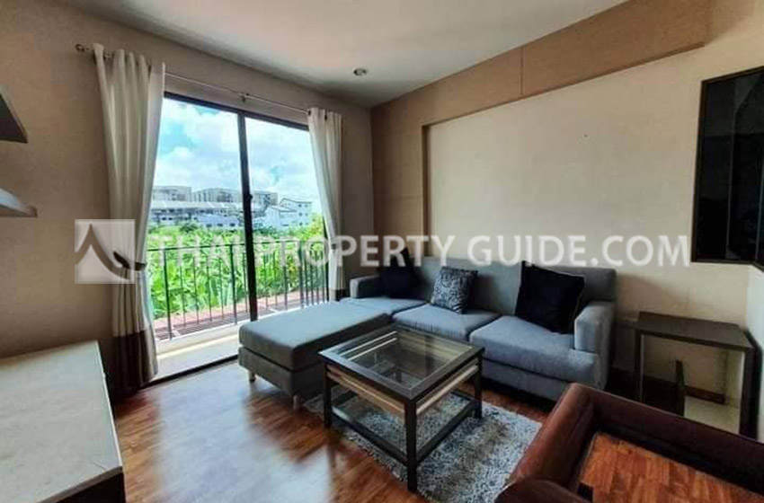 Townhouse in Sukhumvit 